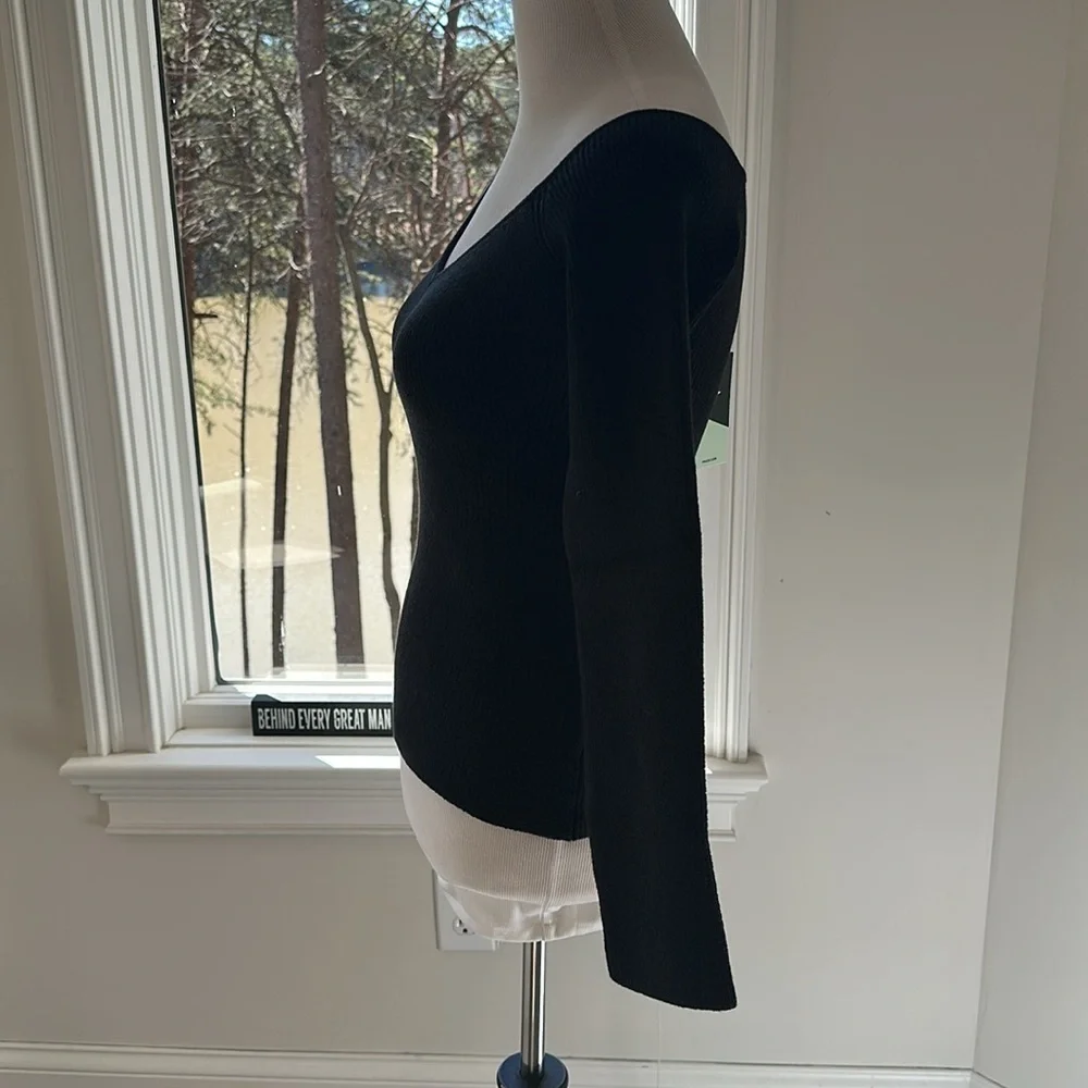 NWT TUCKERNUCK Black Knit Nicola Long Sleeve Off The Shoulder V Neck Top, Large - Picture 6 of 11